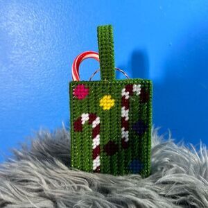 Candy Cane Tiny Tote Gift Holder – Hand Sewn Plastic Canvas Mini Bag for Candy